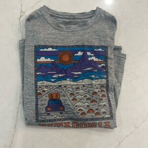 Men’s XS Patagonia Capilene Cool dri fit tshirt